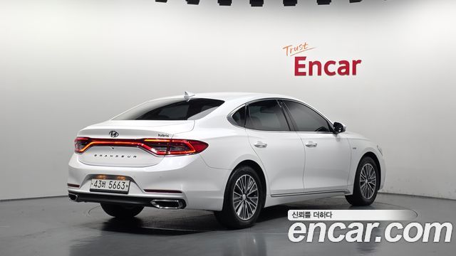 Hyundai Grandeur из Кореи Encar