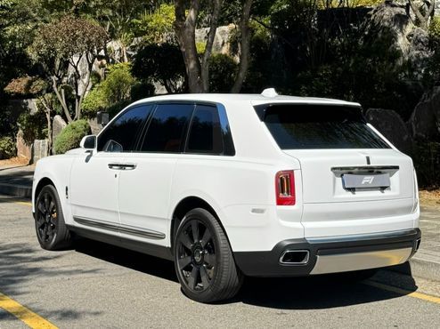 Rolls-Royce Cullinan 6.7 V12 — пробег 7 200 км — фото 2 из 5