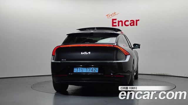 Kia EV6 Long Range Earth — пробег 69 754 км — фото 4 из 5
