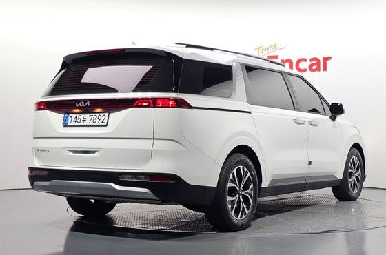 Kia Carnival Diesel 9-Seater Prestige — пробег 25 289 км — фото 2 из 5