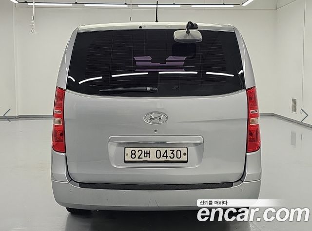Hyundai Starex 3-Seater VAN Smart — пробег 237 107 км — фото 3 из 5