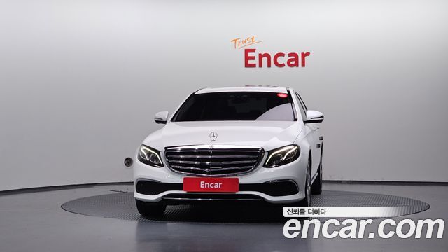 Mercedes-Benz E-Class из Кореи Encar
