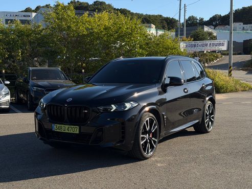 BMW X5 M60i — пробег 9 900 км — фото 4 из 5