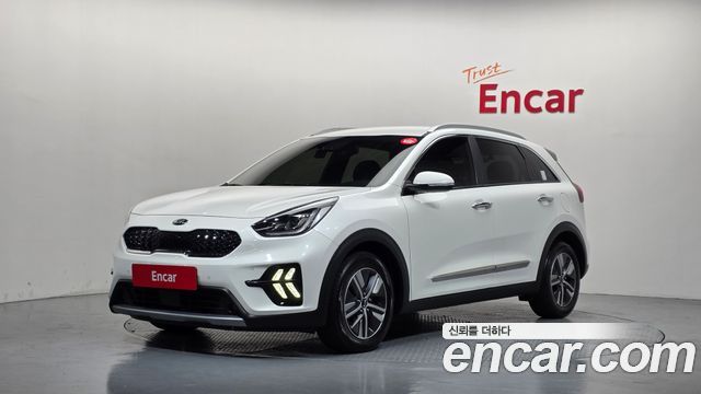 Kia Niro 1.6 HEV Noblesse Special — пробег 68 118 км — фото 1 из 5