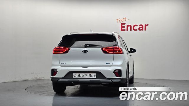 Kia Niro 1.6 HEV Noblesse Special — пробег 68 118 км — фото 4 из 5