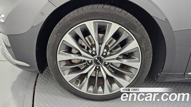 Kia K8 из Кореи Encar
