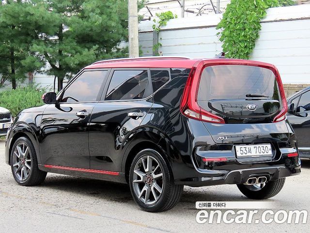 Kia Soul 1.6 T-GDI Noblesse — пробег 14 847 км — фото 3 из 5