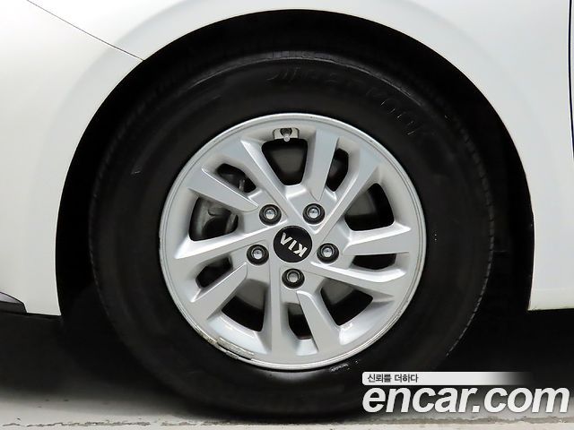 Kia K3 из Кореи Encar
