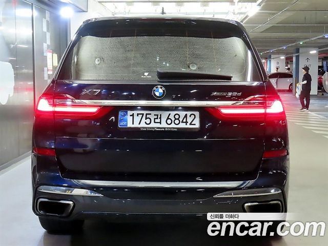 BMW X7 xDrive 30d M Sport 6 STR — пробег 220 099 км — фото 4 из 5