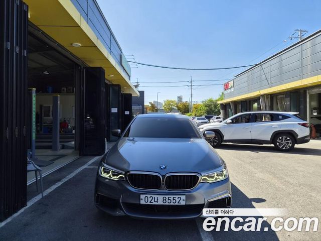 BMW 5-Series M550d xDrive — пробег 300 597 км — фото 1 из 5