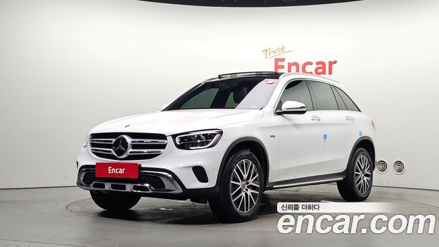 Mercedes-Benz GLC-Class GLC300e 4MATIC — пробег 46 595 км — фото 1 из 5