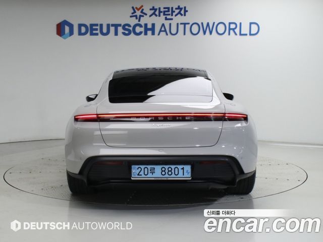 Porsche Taycan Base — пробег 59 500 км — фото 5 из 5