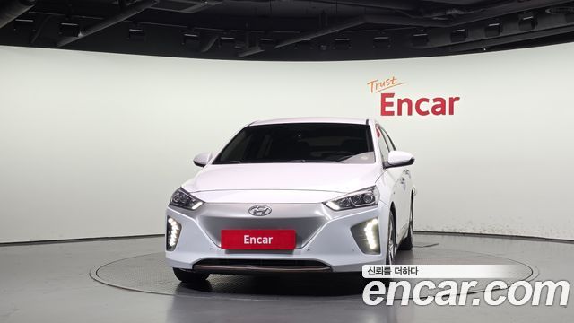 Hyundai Ioniq Q — пробег 178 174 км — фото 3 из 5