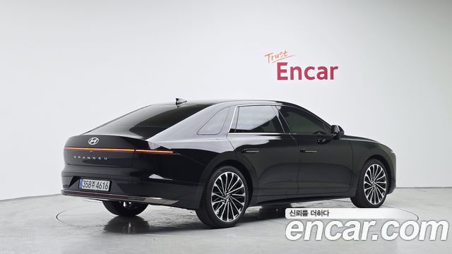 Hyundai Grandeur Calligraphy — пробег 23 994 км — фото 2 из 5