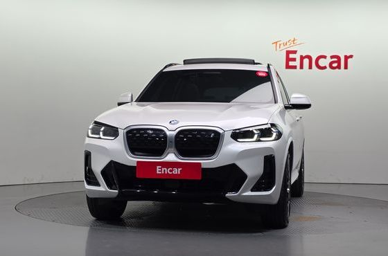 BMW iX3 M Sports — пробег 67 984 км — фото 3 из 5