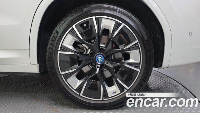 BMW iX3 M Sports — пробег 67 984 км — фото 5 из 5