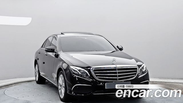 Mercedes-Benz E-Class E220d 4MATIC Exclusive — пробег 68 885 км — фото 3 из 5