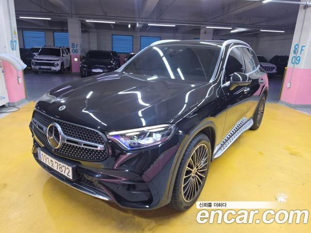 Mercedes-Benz GLC-Class GLC300 4MATIC — пробег 72 439 км — фото 2 из 5
