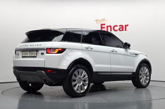 Land Rover Range Rover Evoque 2.0 TD4 HSE — пробег 98 691 км — фото 2 из 5