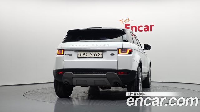 Land Rover Range Rover Evoque 2.0 TD4 HSE — пробег 98 691 км — фото 4 из 5