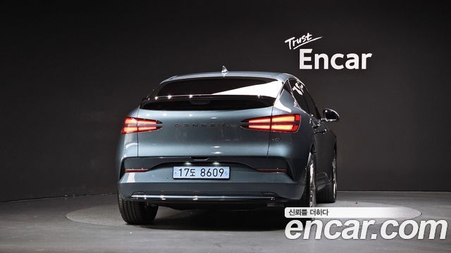Genesis GV60 Standard AWD — пробег 4 216 км — фото 4 из 5