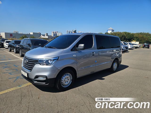Hyundai Starex Van 3-Seater Style — пробег 88 192 км — фото 1 из 5