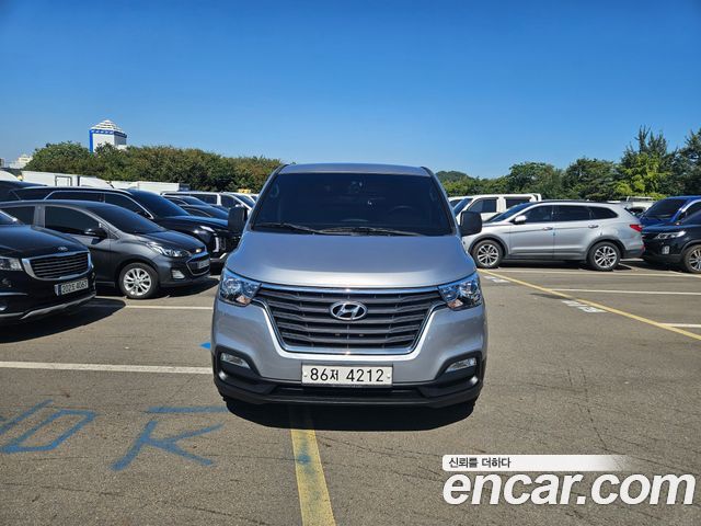 Hyundai Starex Van 3-Seater Style — пробег 88 192 км — фото 2 из 5