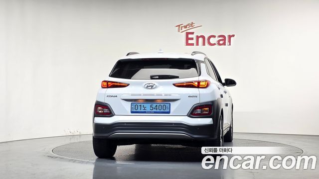 Hyundai Kona Premium — пробег 118 579 км — фото 4 из 5
