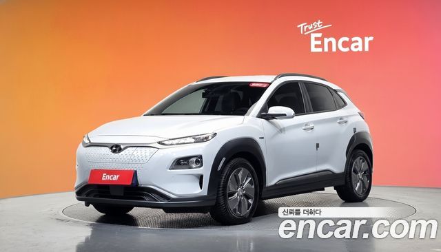 Hyundai Kona Premium — пробег 118 579 км — фото 1 из 5