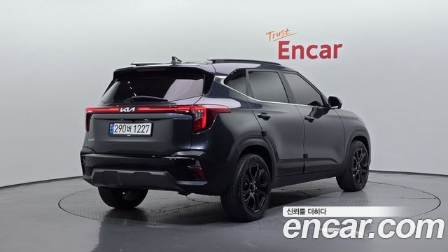 Kia Seltos из Кореи Encar