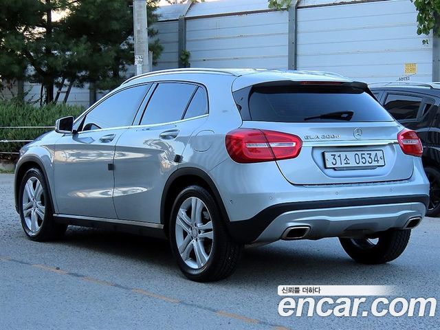 Mercedes-Benz GLA-Class из Кореи Encar
