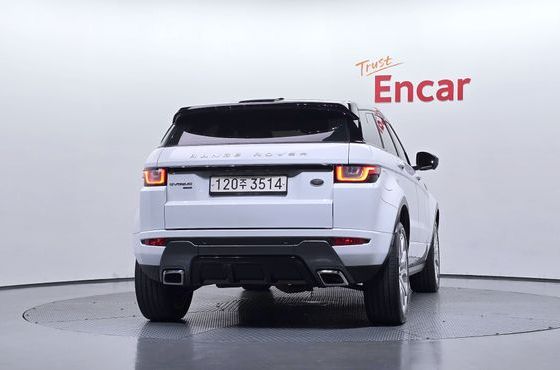 Land Rover Range Rover Evoque 2.0 TD4 HSE Dynamic — пробег 144 601 км — фото 4 из 5