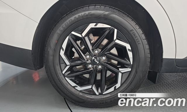 Kia Carnival Gasoline 9-Seater Noblesse — пробег 41 943 км — фото 5 из 5