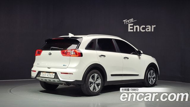 Kia Niro из Кореи Encar