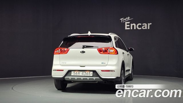 Kia Niro из Кореи Encar