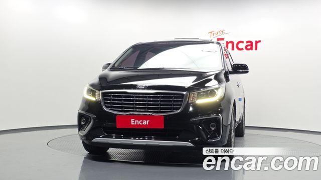 Kia Carnival из Кореи Encar
