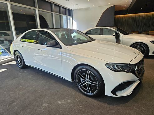 Mercedes-Benz E-Class E200 AMG Line — пробег 15 км — фото 3 из 5