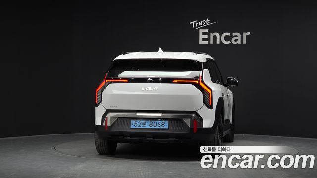 Kia EV3 из Кореи Encar