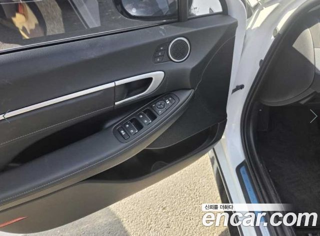 Hyundai Sonata 2.0 Exclusive — пробег 15 452 км — фото 3 из 5