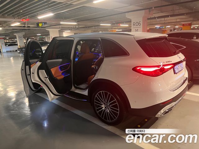 Mercedes-Benz GLC-Class GLC220 d 4MATIC — пробег 25 759 км — фото 2 из 5
