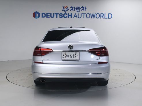 Volkswagen Passat 2.0 TSI B7 — пробег 176 403 км — фото 4 из 5