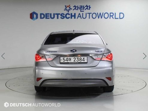 Hyundai Sonata 2.0 Premier — пробег 104 357 км — фото 4 из 5
