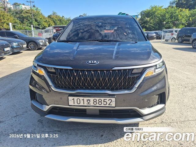 Kia Carnival Diesel 9-Seater Prestige — пробег 226 000 км — фото 3 из 5