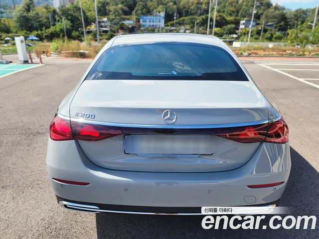Mercedes-Benz E-Class из Кореи Encar