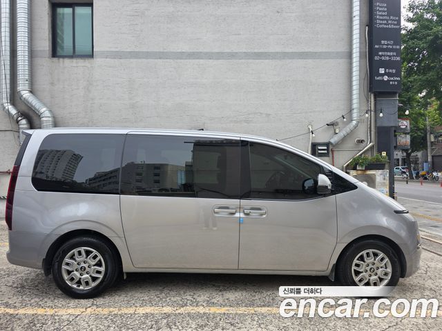 Hyundai Staria Tourer 11-Seater Modern — пробег 15 000 км — фото 5 из 5
