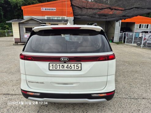 Kia Carnival Diesel 9-Seater Prestige — пробег 135 000 км — фото 4 из 5