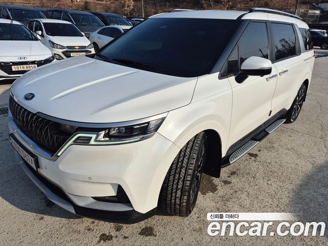 Kia Carnival Diesel 9-Seater Prestige — пробег 117 000 км — фото 1 из 5