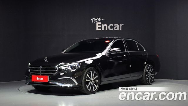 Mercedes-Benz E-Class E300e 4MATIC Exclusive — пробег 105 741 км — фото 1 из 5