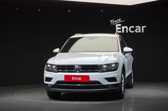 Volkswagen Tiguan 2.0 TDI Premium — пробег 107 147 км — фото 3 из 5