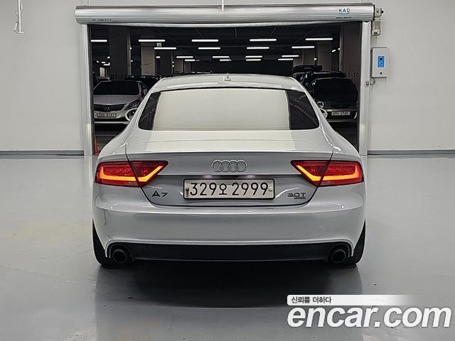 Audi A7 3.0 TFSI Quattro Dynamic 4G — пробег 198 671 км — фото 3 из 5